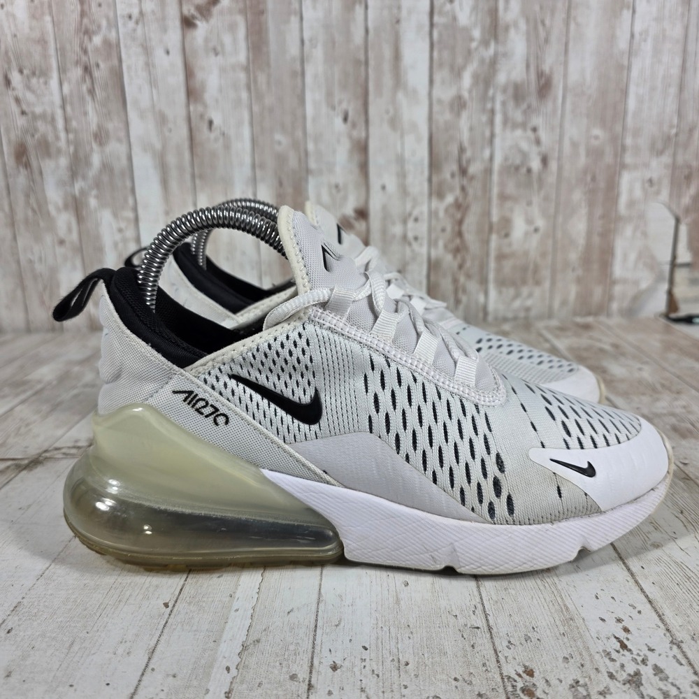 Nike Air Max 270 Womens White Black AH6789-100 Low Top Sneakers Size 7